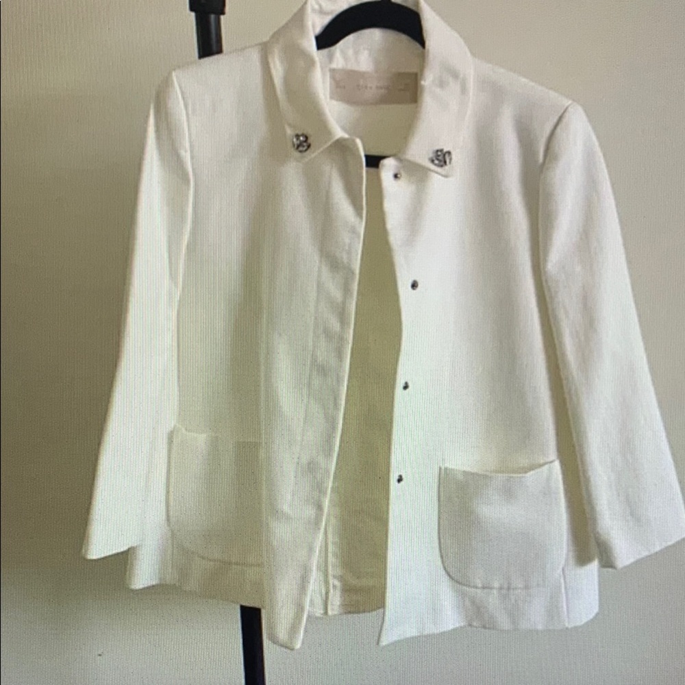 Elegant White Women's Jacket